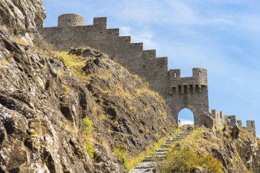Kale Tourbillon Sion, Canton Valais, İsviçre taş duvarlar görünümünü