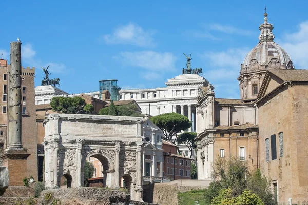 Древние Руины Римского Форума Foro Romano Триумфальная Арка Императора Септимия — стоковое фото