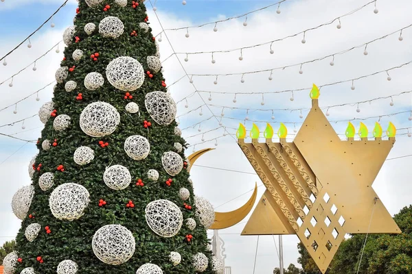 Haifa Celebra Las Fiestas Tres Religiones Principales Cristianismo Judaísmo Islam — Foto de Stock