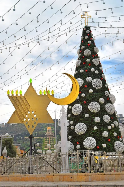 Haifa Celebra Las Fiestas Tres Religiones Principales Cristianismo Judaísmo Islam — Foto de Stock