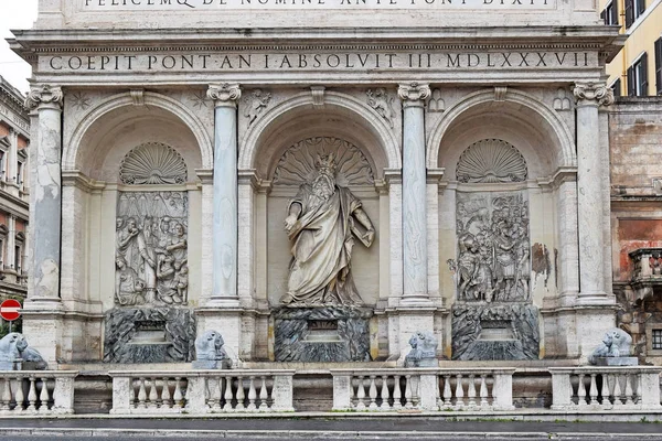 Fontana Dell Acqua Felice 快乐水的喷泉 也被称为意大利罗马奎里纳尔区的摩西之泉 — 图库照片