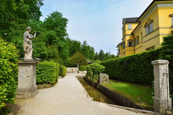 Salzburgo Áustria Maio 2019 Fontes Truques Esculturas Jardim Público Palácio — Fotografia de Stock