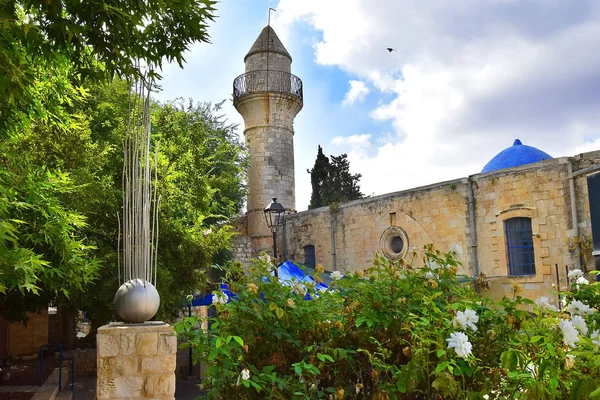 Minoret Van Oude Turkse Moskee Loop Door Oude Stad Van — Stockfoto