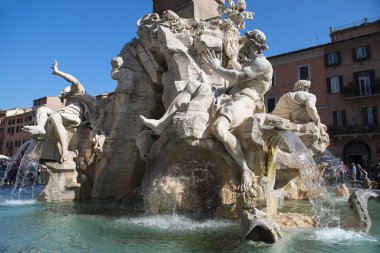 Piazza Navona'daki Dört Nehir Çeşmesi'nin parçası, Roma, İtalya