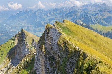 Valais Kantonu İsviçre Alpleri muhteşem yaz manzara , İsviçre