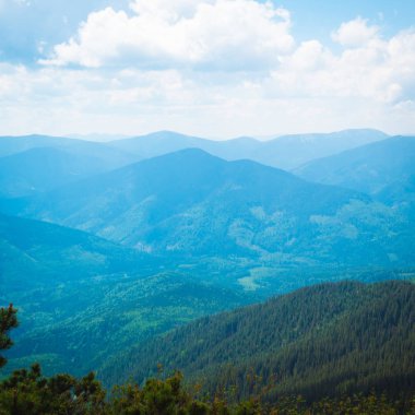 dağ tepeleri güzel dağ manzara, dağlarda yürüyüş