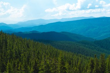 dağ tepeleri güzel dağ manzara, dağlarda yürüyüş
