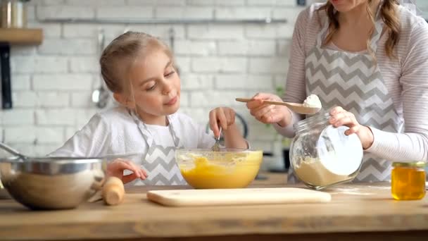 Mother Daughter Preparing Dough Together Mother Pouring Flour Plate — Stock Video