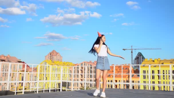 Birthday Girl Standing Middle Roof Looking Her Friends Hiding Doing — Stock Video