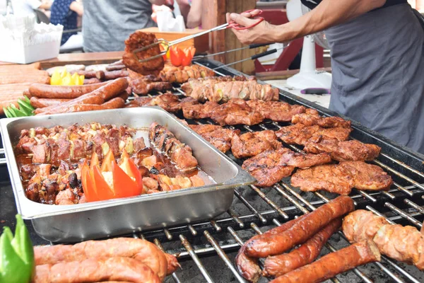 biber ile şenlik, sosis biftek şiş ızgara