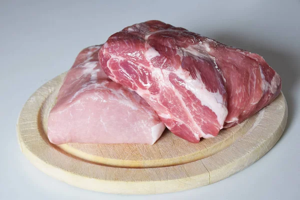 Viande crue, cou de porc et côtelette de porc aux épices — Photo