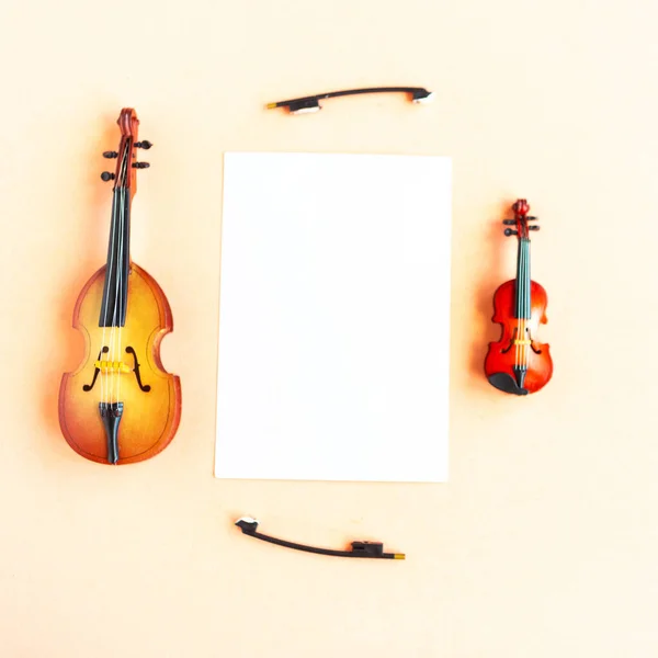 Toy Double Bass Violin White Mockup Blank Pink Background Top — Stock Photo, Image