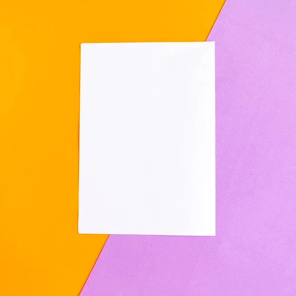 Bianco Mockup Bianco Sfondo Geometrico Arancione Viola Copia Spazio Testo — Foto Stock