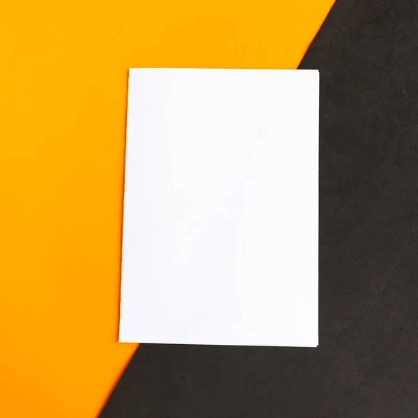 Bílý Mockup Prázdné Geometrické Oranžové Černé Pozadí Kopírovat Místo Pro — Stock fotografie