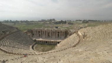 Hierapolis Pamukkale, Türkiye'de amfitiyatro keşfetmek