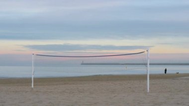 boş plaj voleybol sahası
