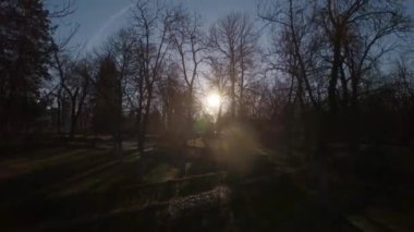 Güneşli kış sabah hava görünümünü Buen Retiro Park. Madrid, İspanya