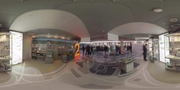 360 Visitantes VR no Museu de História de Sheremetyevo em Moscou, Rússia — Vídeo de Stock