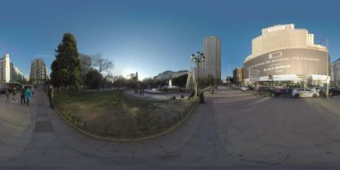 360 Vr şehir manzaralı Edificio Espana ve Plaza de Espana Madrid, İspanya