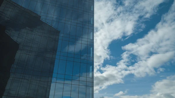 Quand la nature rencontre la haute technologie — Photo