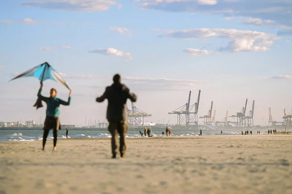 Fin de semana en la orilla del mar de invierno — Foto de Stock