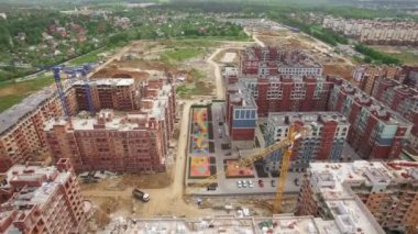 Kırsal sahne önünde konut binalar bir inşaat alanı bir havadan görünümü