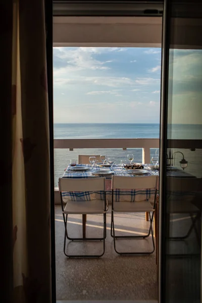 Sea Terrace är perfekt för middag — Stockfoto