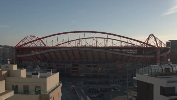 Timelapse de ficar escuro. Estádio da Luz em Lisboa, Portugal — Vídeo de Stock