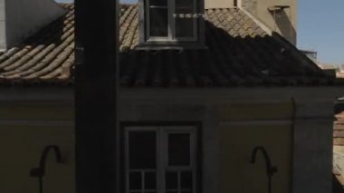 Santa Justa Lift'e taşınıyor. Lisbon, Portekiz
