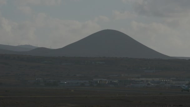 Bir sabah havalandı — Stok video