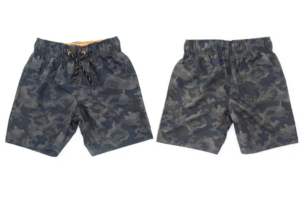 Shorts voor het zwemmen van militaire kleuren op witte geïsoleerde achtergrond voor-en achterkant — Stockfoto