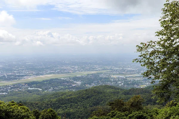 Chiang Mai Cidade Aeroporto Com Céu Vista Alta Montanha — Fotografia de Stock