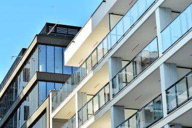  Çağdaş konut Bina dış dayligh içinde