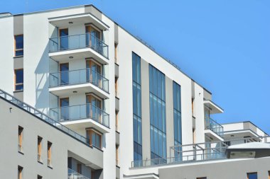 Modern apartman dış mimarisi