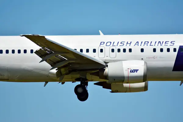 Varsovia Polonia Junio 2018 Avión Lot Polish Airlines Boeing 737 — Foto de Stock