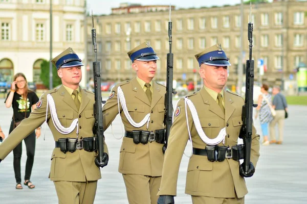 Warsaw Poland Haziran 2018 Meçhul Asker Pilsudski Meydanı Türbesi Gard — Stok fotoğraf