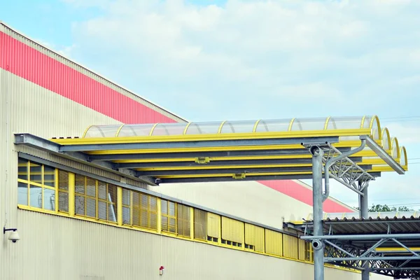 Ware Huis Van Buiten Stad — Stockfoto