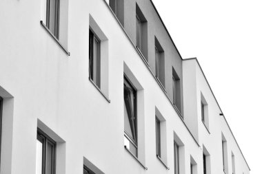 Modern ofis binası duvar yapılmış çelik ve cam. Siyah ve beyaz.