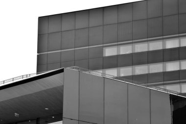 Modern ofis binası duvar yapılmış çelik ve cam. Siyah ve beyaz.