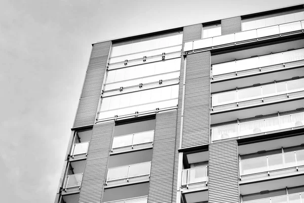 Modern Appartementencomplex Buiten Zwart Wit — Stockfoto