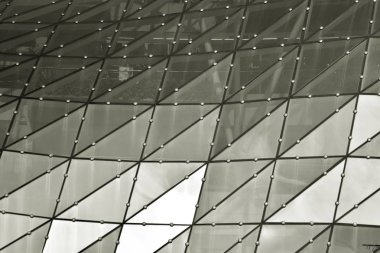 Modern ofis binası duvar yapılmış çelik ve cam. Siyah ve beyaz.