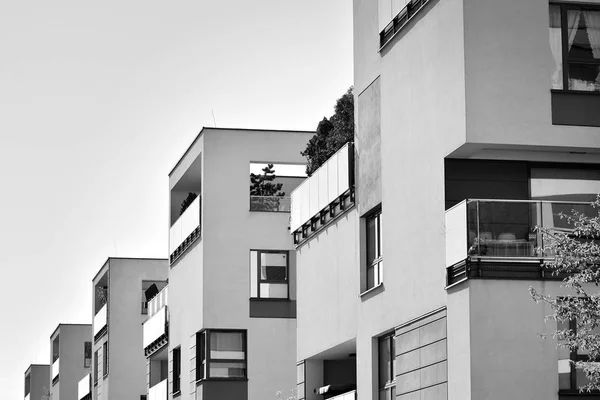 Modern Apartment Building Exterior Black White — Stock Photo, Image