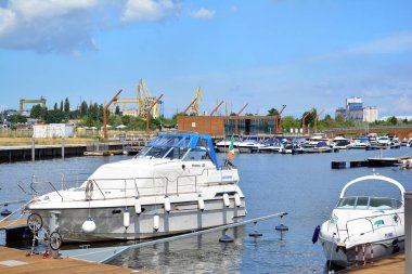 Szczecin, Polonya. 25 Haziran 2018. Yat limanına Szczecin City