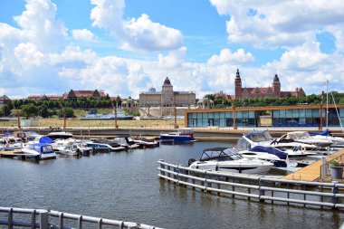 Szczecin, Polonya. 25 Haziran 2018. Yat limanına Szczecin City