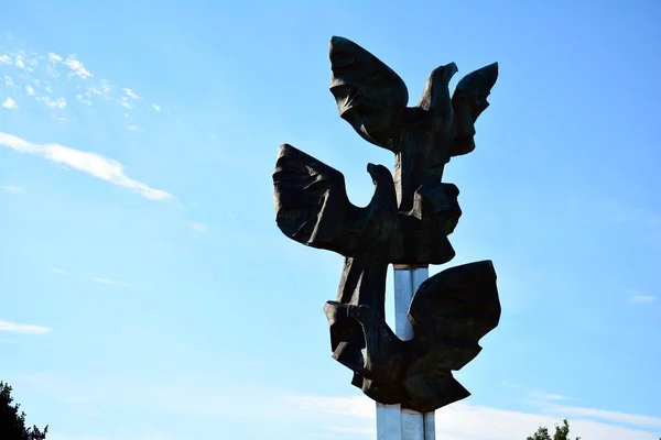 Щецин Польша Июня 2018 Года Памятник Полякам Виде Трех Орлов — стоковое фото