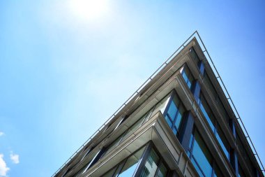 Kentsel arka plan, modern Cam cephe, detay ofis iş Binası