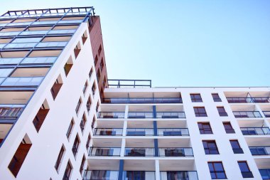 Yeni apartman güneşli