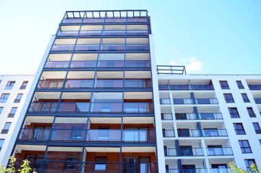 Yeni apartman güneşli