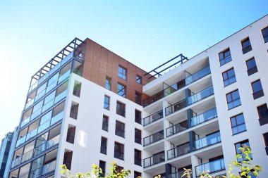 Yeni apartman güneşli