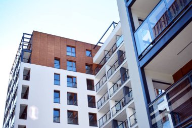 Yeni apartman güneşli